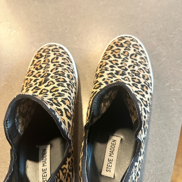 Steve Madden Lowry high top leopard print sneakers - Picture 9 of 9